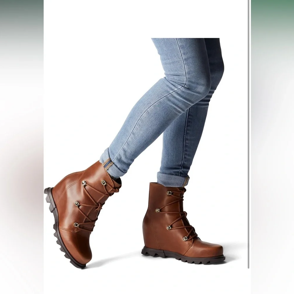 NWT Sorel Joan of arc Tan Leather Wedge Boots - Picture 4 of 16